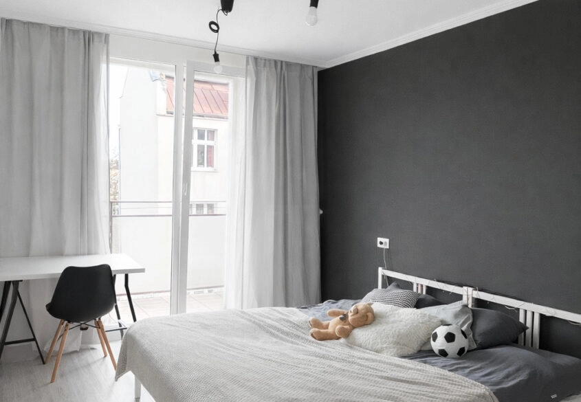 2 pokoje z balkonem i piwnicą blisko Motławy!