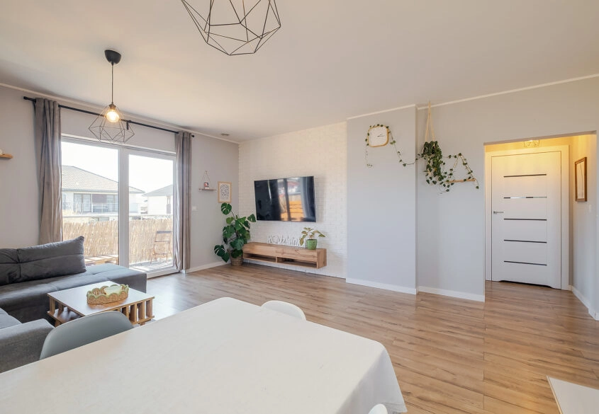 Banino, ul. Kossaka 90 m²,  budynek 4-lokalowy!