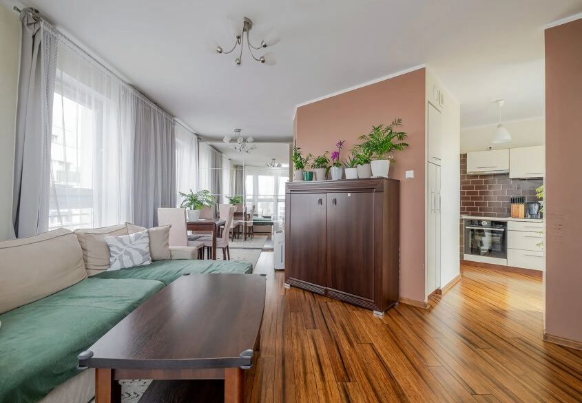 Przytulne 2 pokoje z balkonem i zachodami słońca