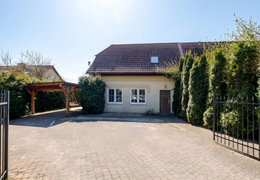 Funkcjonalny dom szeregowy- Gdańsk Siedlce