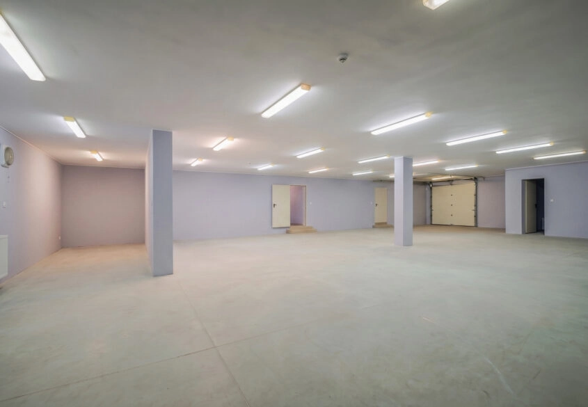 Magazyn 240 m2 z zapleczem Gdańsk Osowa