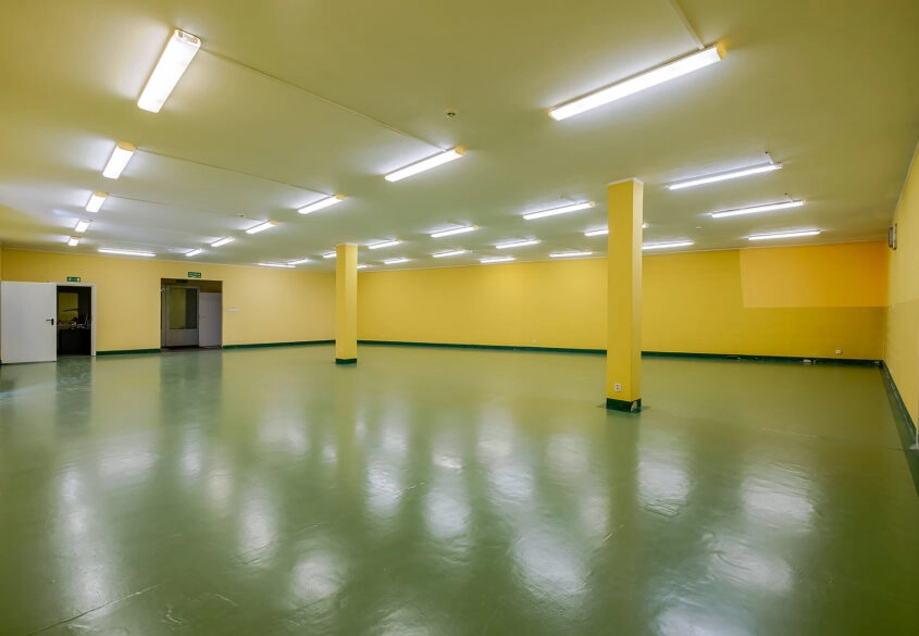 Magazyn 240 m2 z zapleczem Gdańsk Osowa