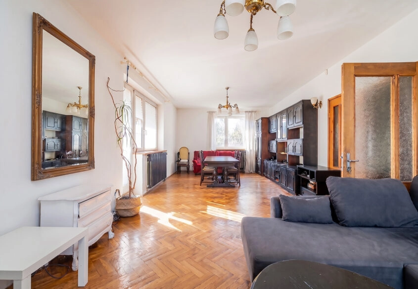 Przestronny dom z potencjałem usługowym