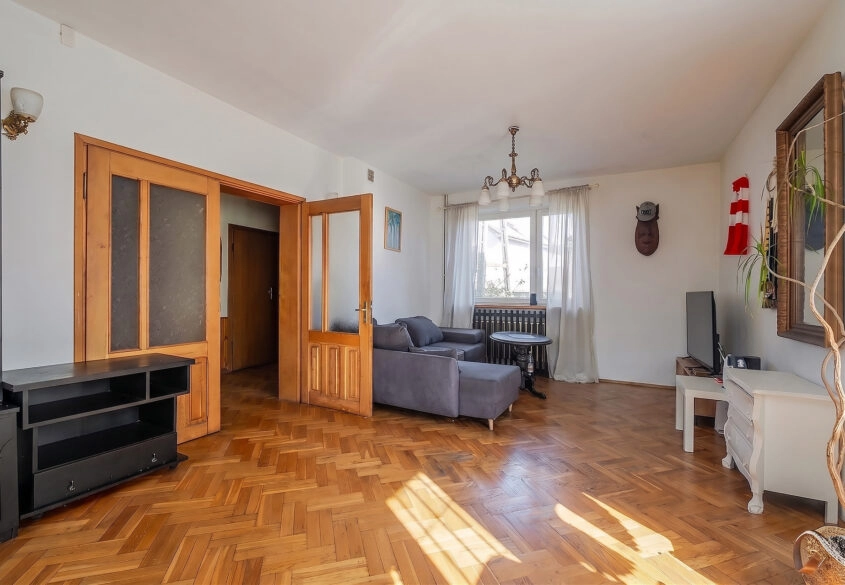 Przestronny dom z potencjałem usługowym