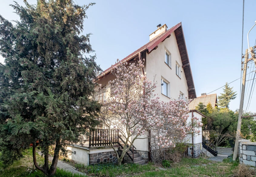 Przestronny dom z potencjałem usługowym