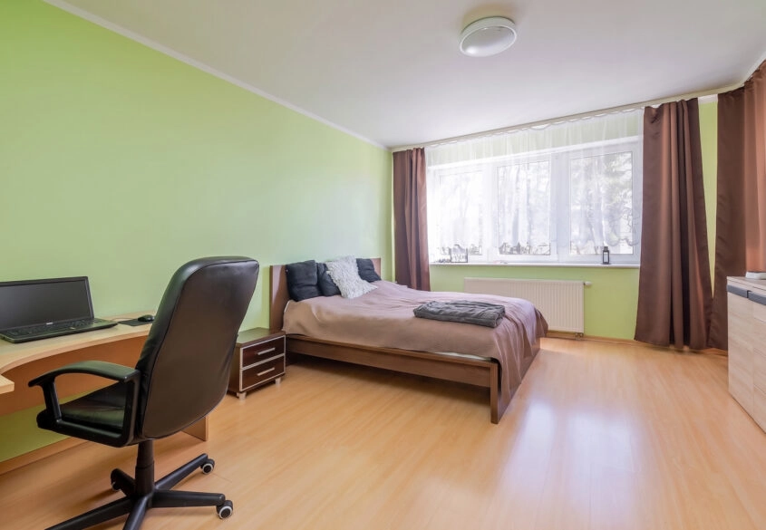 Duże- 4 pok, blisko park, plaża; m. post. w hali