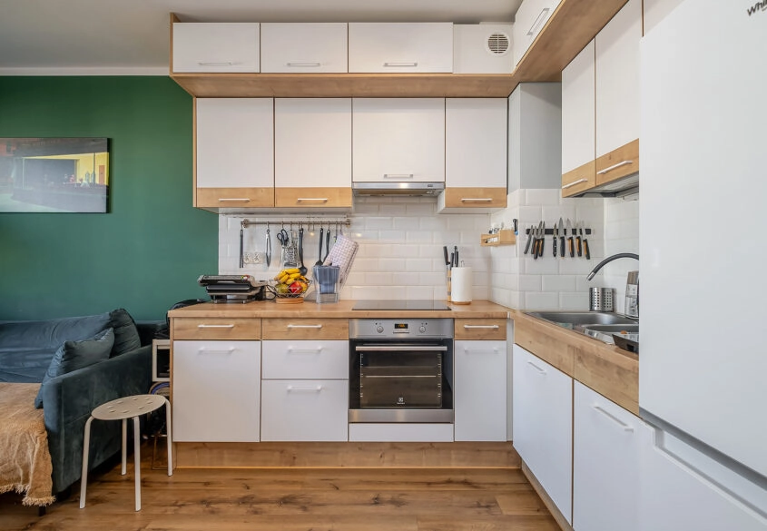 Duży balkon | Garderoba | Winda | Do wejścia