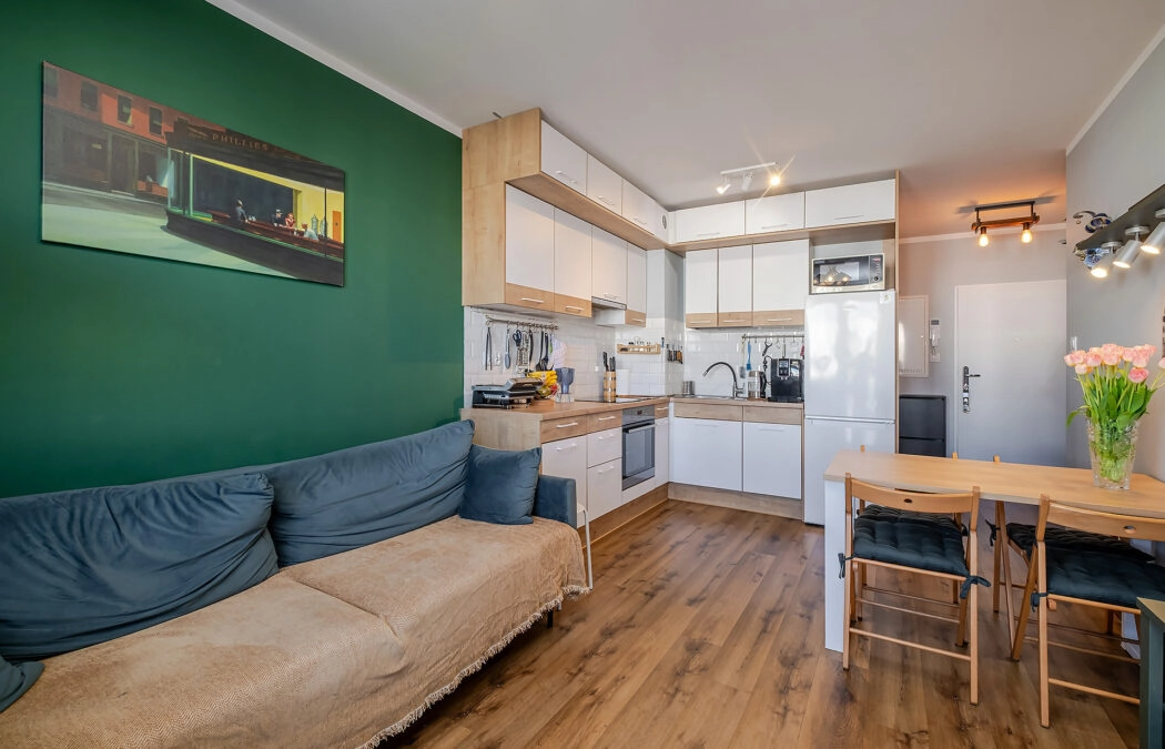 Duży balkon | Garderoba | Winda | Do wejścia