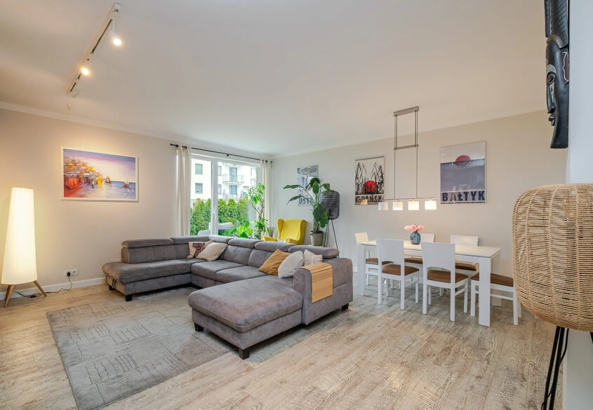 4 - pokojowe mieszkanie z ogrodem przy lesie