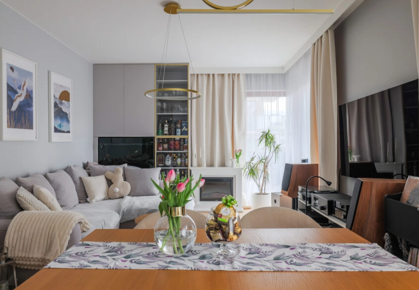 3 pok. z ogrodem- parter - sąsiaduje z lasem