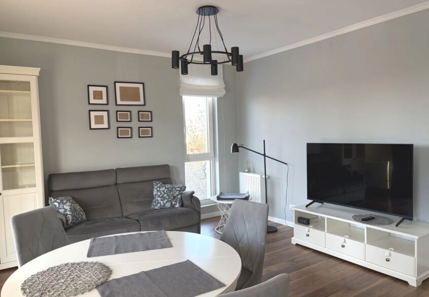 W pełni urządzone z piwnicą i miejscem postojowym