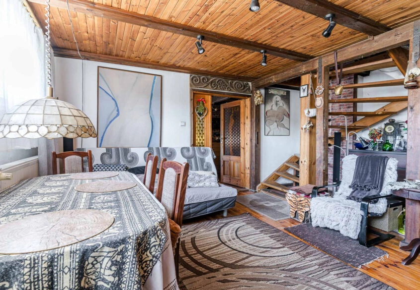 Klimatyczne mieszkanie w kamienicy