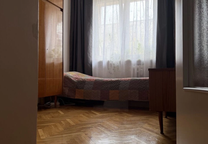 Pierwsze Piętro | Potencjalne 3 Pokoje z Balkonem!