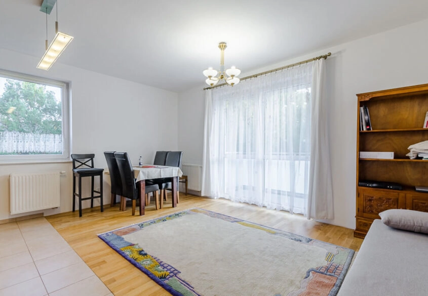 KAWALERKA DLA SINGLA LUB PARY W SPOKOJNEJ OKOLICY