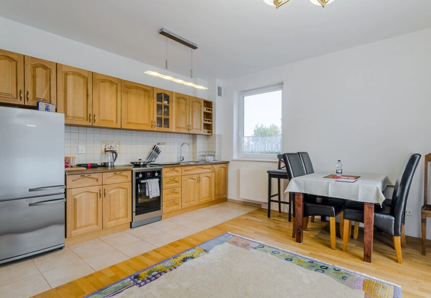 KAWALERKA DLA SINGLA LUB PARY W SPOKOJNEJ OKOLICY