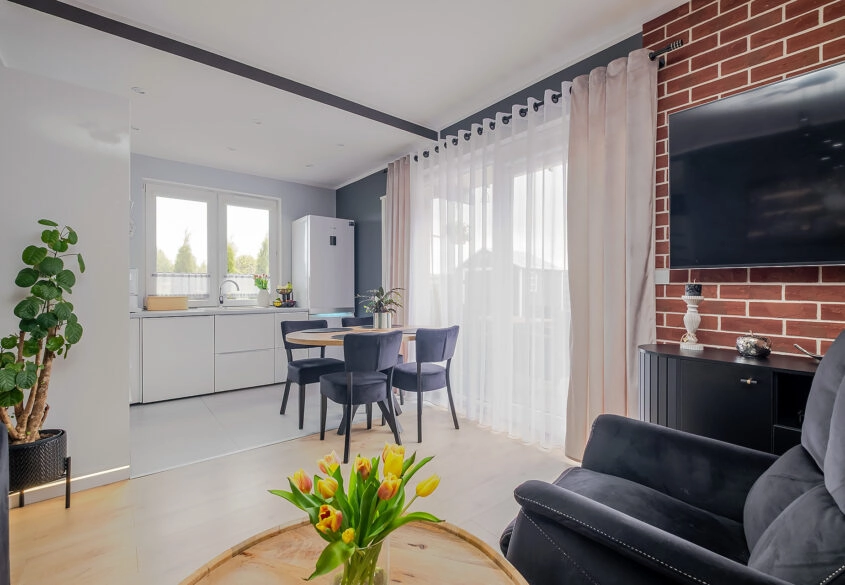 Mieszkanie 3-pok z ogrodem i miejscem postojowym