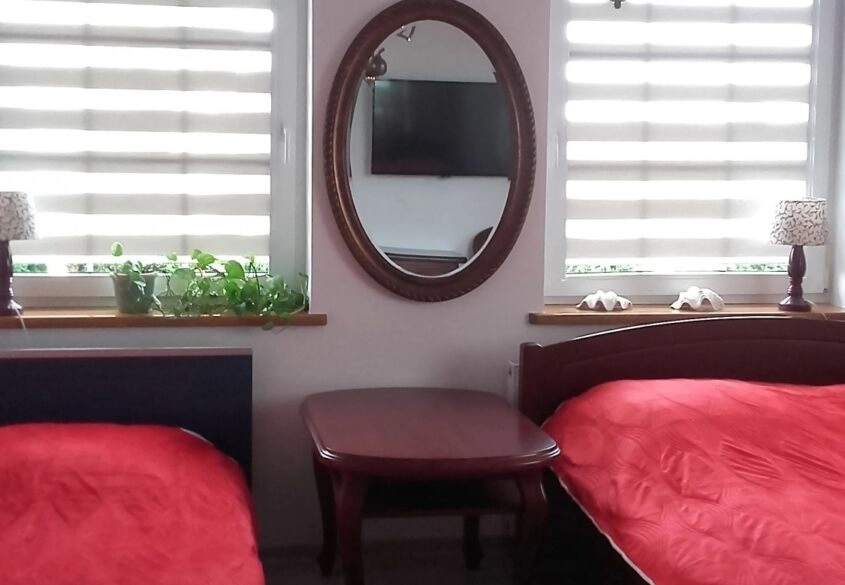 Dom 700 m od zatoki puckiej- możliwość najmu pokoi