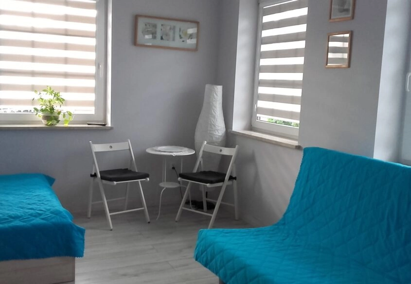 Dom 700 m od zatoki puckiej- możliwość najmu pokoi