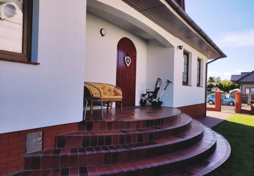 Dom 700 m od zatoki puckiej- możliwość najmu pokoi