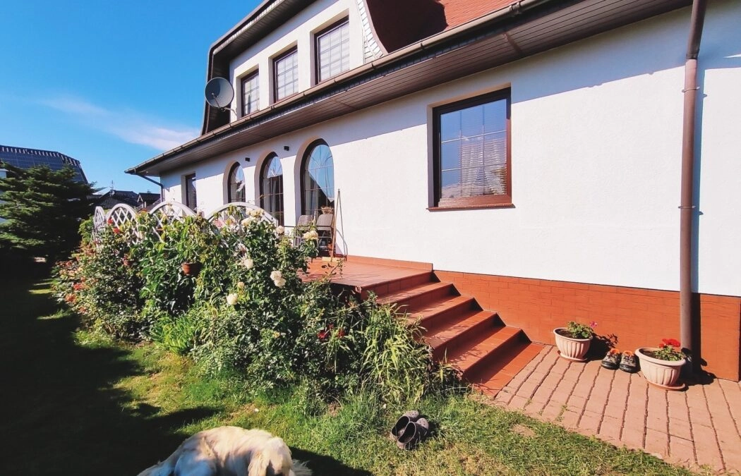 Dom 700 m od zatoki puckiej- możliwość najmu pokoi