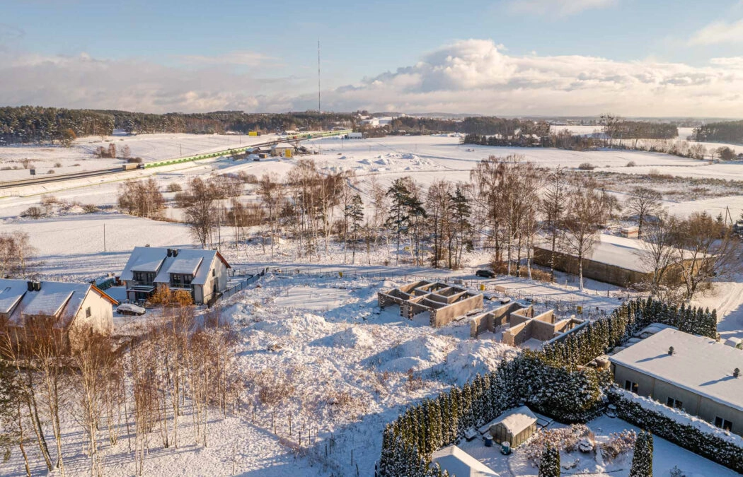 Piękna działka z rozpoczętą budową Bliźniaków !!!