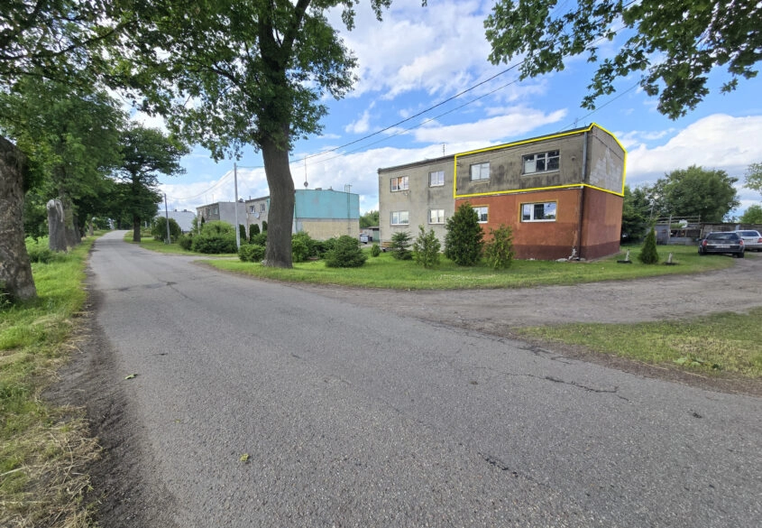 2 pokoje, Dworek, Gmina Mikołajki Pomorskie.