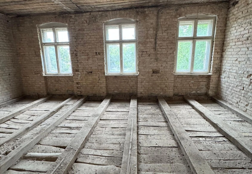 Kamienica na sprzedaż