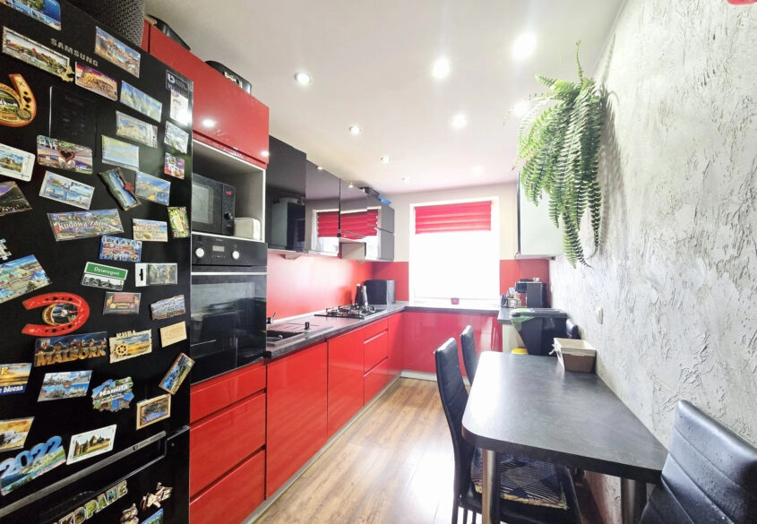 3 pokoje, Dzierzgoń, os. Krasickiego, 1 piętro.