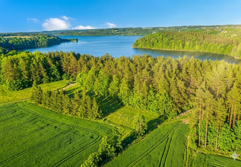 Działka z linią brzegową jeziora Raduńskiego