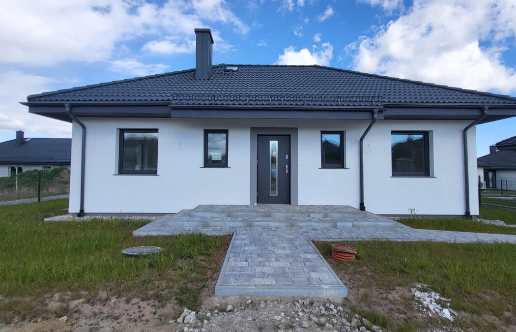 Gotowy dom po odbiorach, ul. Rubinowa, Różyny