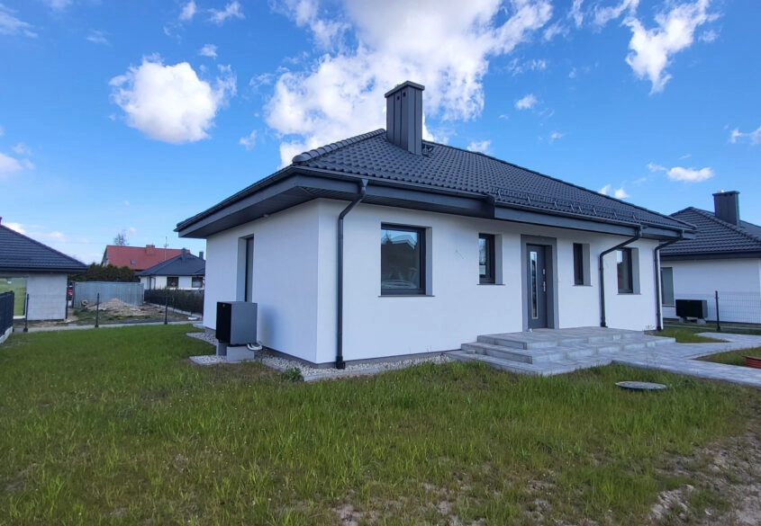 Gotowy dom po odbiorach, ul. Rubinowa, Różyny