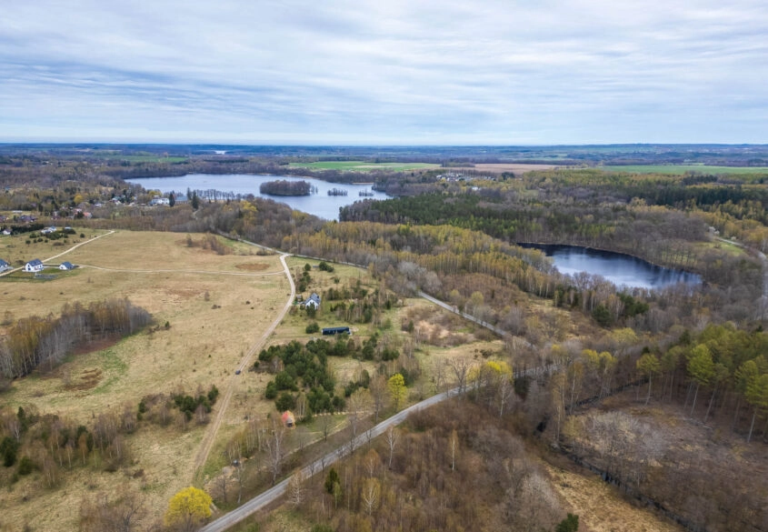 Działka nad Jeziorem Salino