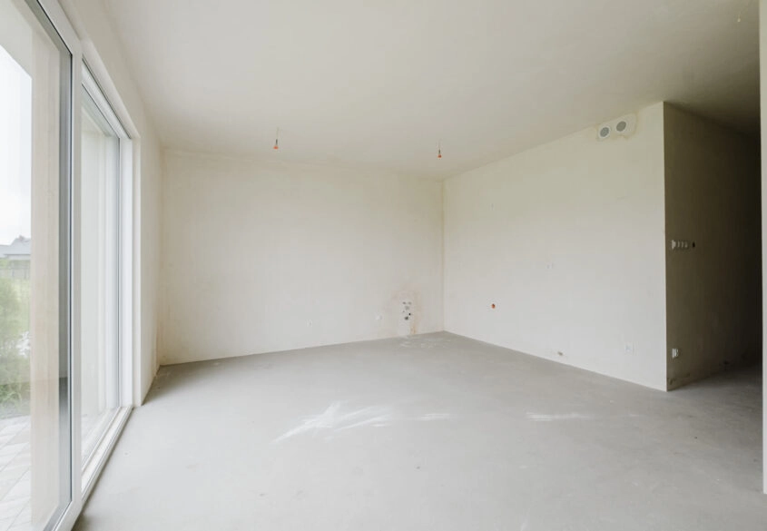SZEREG | STAN DEWELOPERSKI | 160M2 DZIAŁKA