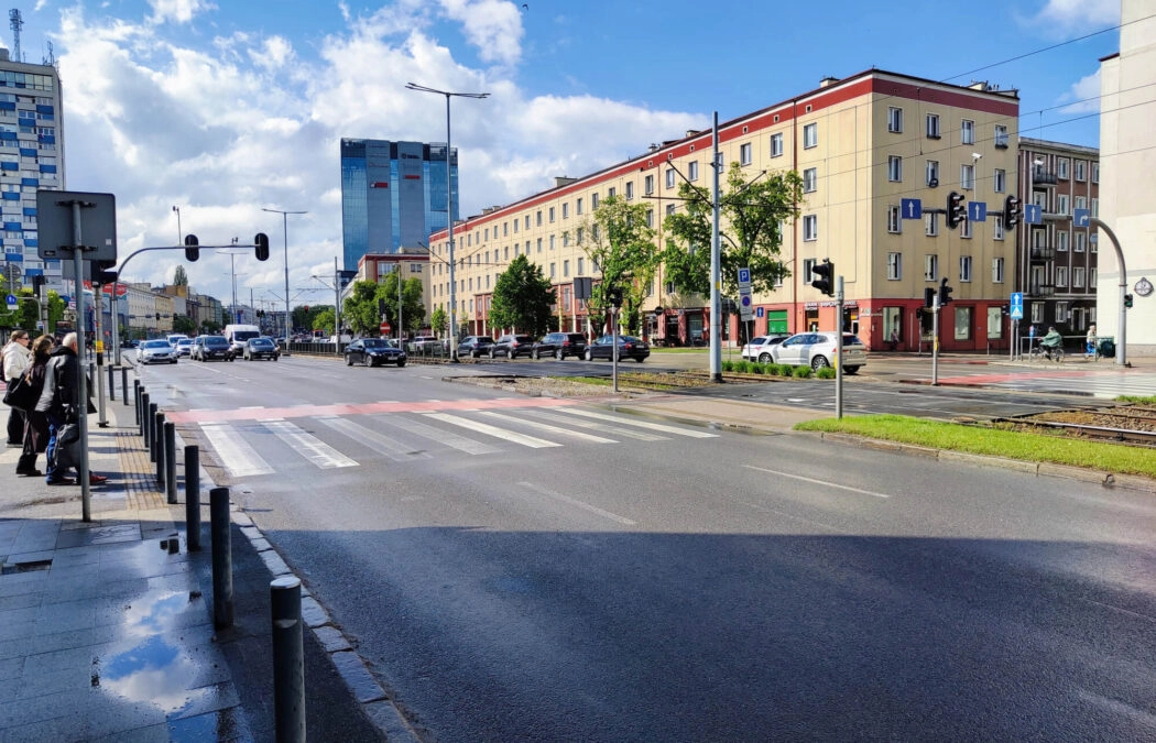 Mieszkanie w pięknej kamienicy blisko SKM, uczelni