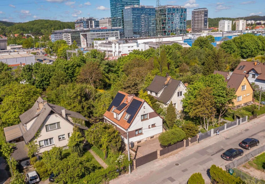 Wyjątkowa lokalizacja - po gruntownym remoncie!