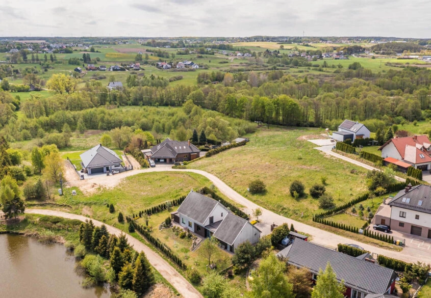 Energooszczędny, wolnostojący, garaż 50m2,