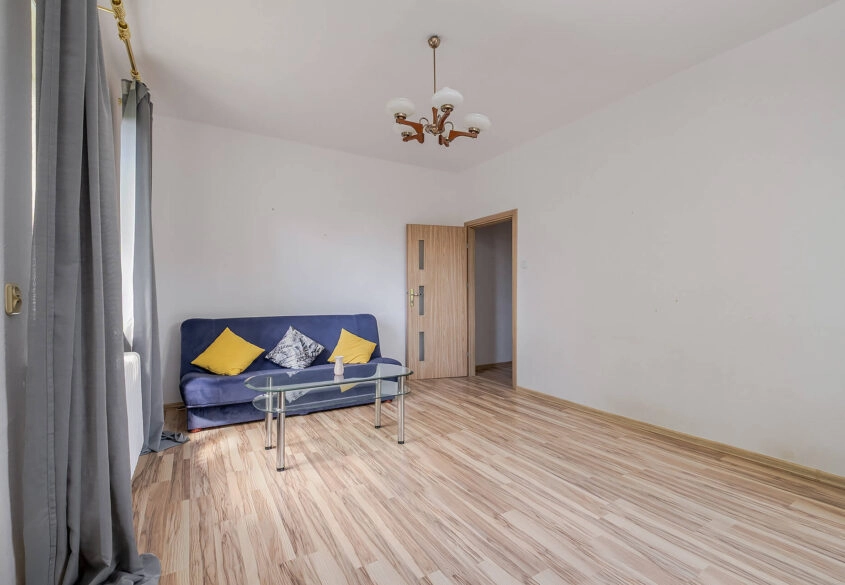 Słoneczne | Wysokie sufity 2,80 | Balkon | Garaż