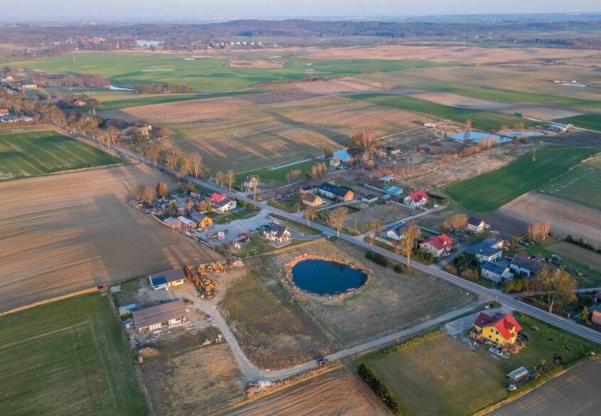 Działka budowlana uzbrojona!!!  1000 m2 k. Trąbek