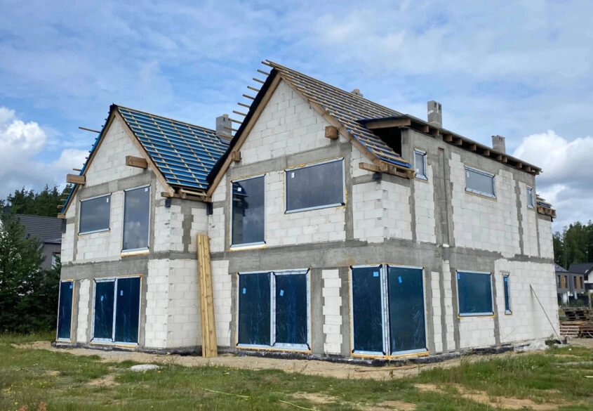 Dom 5 pokojowy z garażem, ogród 222m2