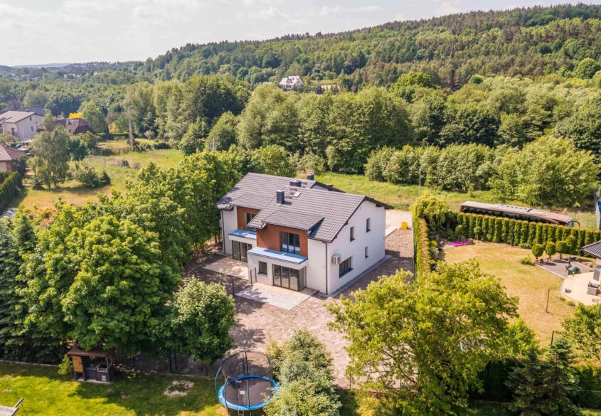 STRASZYN | 146,5 m² | 5 POKOI | DZIAŁKA 500 m²
