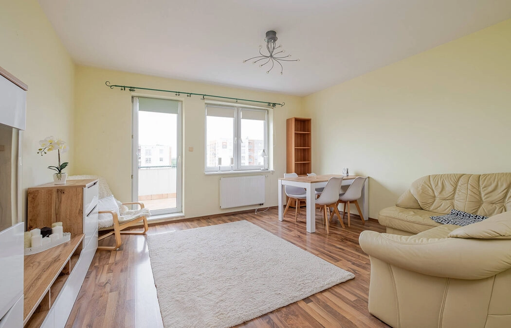 Dwustronne 2 pokoje | Pełne wyposażenie | Balkon