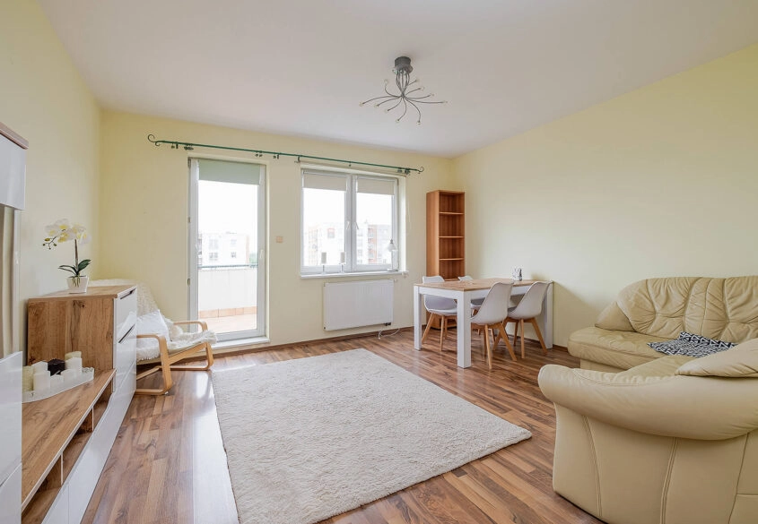 Dwustronne 2 pokoje | Pełne wyposażenie | Balkon