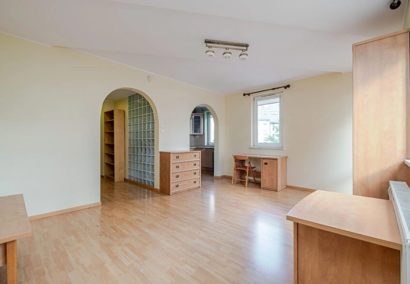 2 pokoje 54m2/komunikacja miejska/Balkon