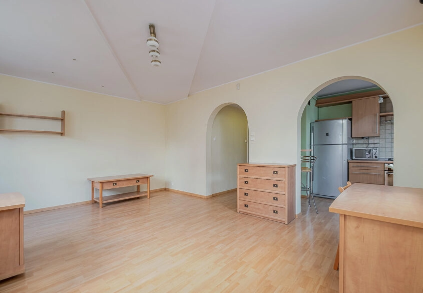 2 pokoje 54m2/komunikacja miejska/Balkon