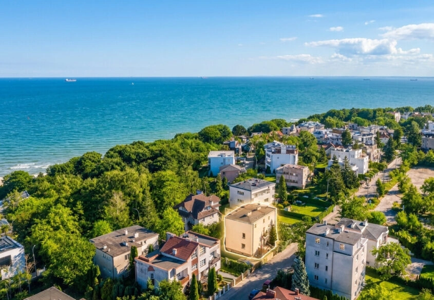 Dwa mieszkania 183 m2 w willi z widokiem na morze!
