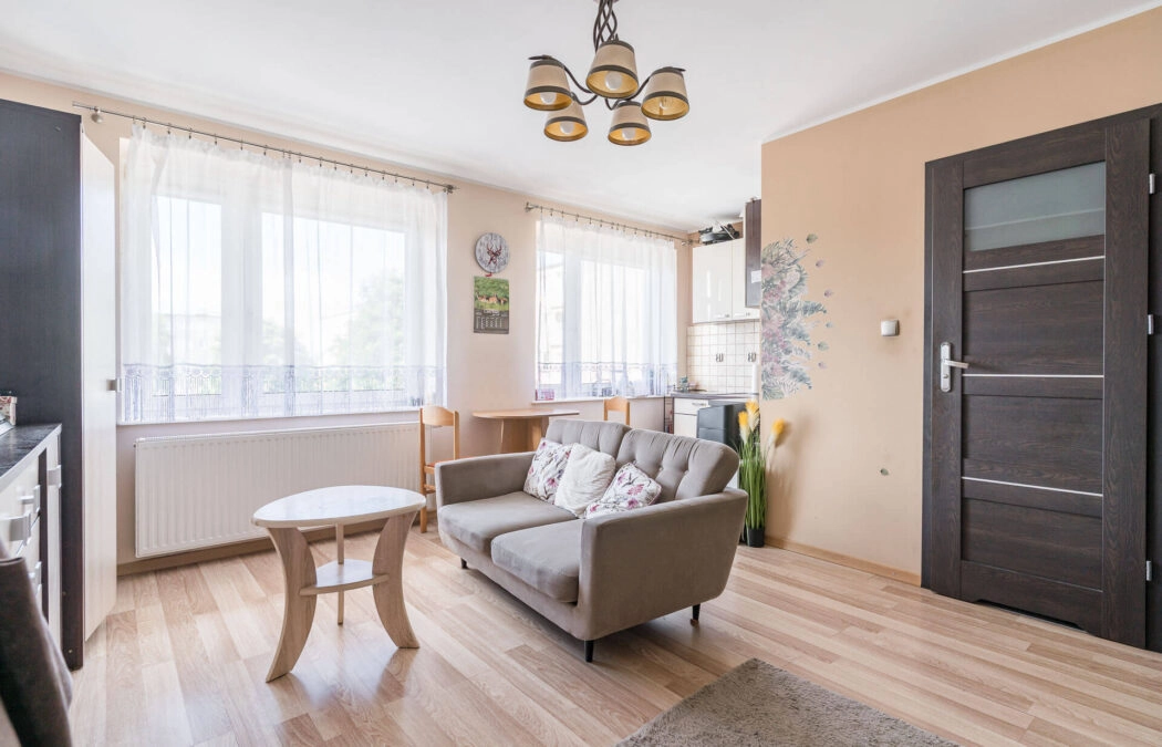 Biznes w samym Centrum | 13 pokoi | 2 lokale usł.