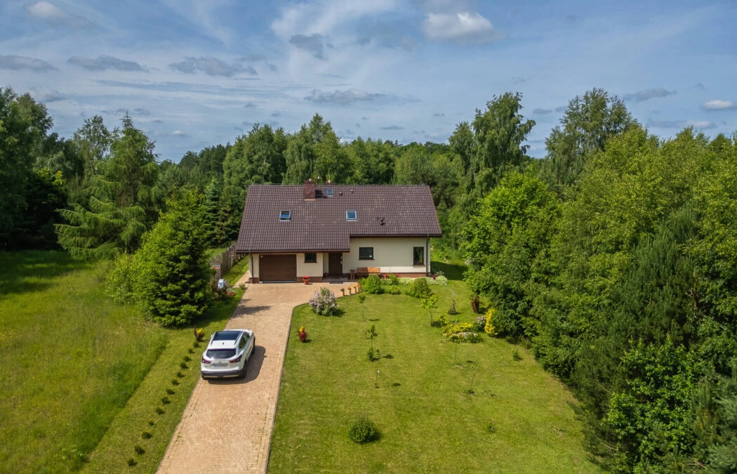 Dom wolnostojący na przepięknej działce 1101m2