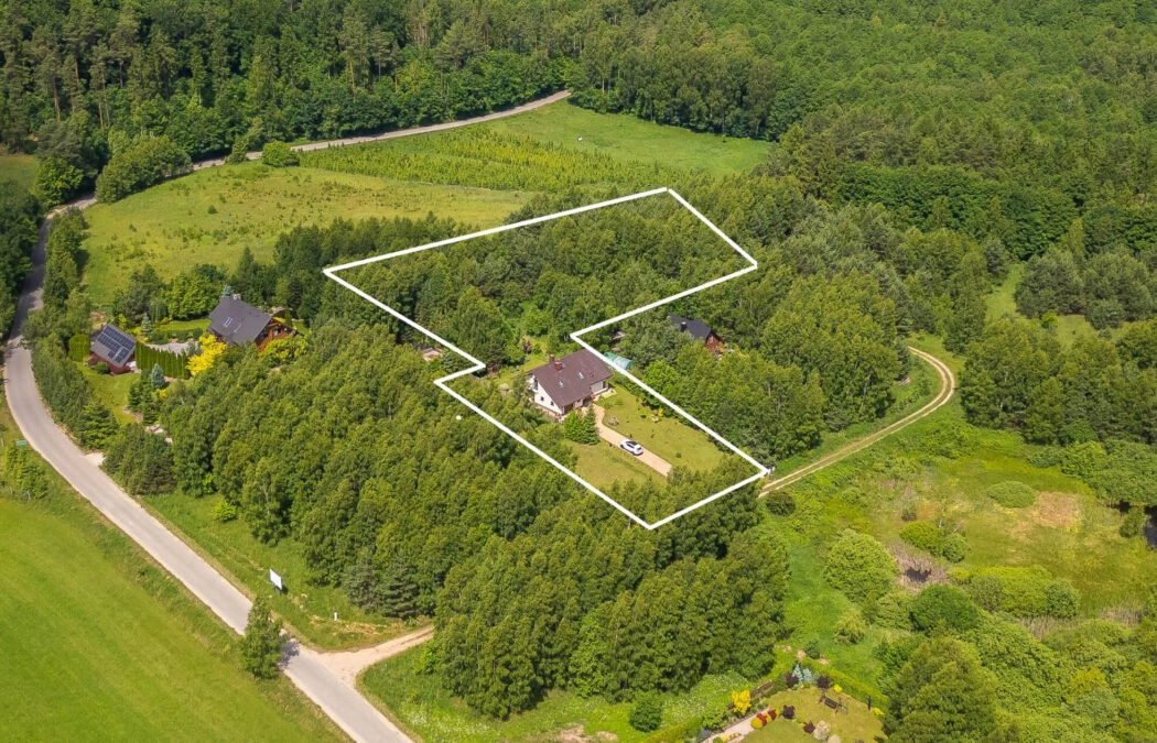 Przepiękny dom z dużą działką 3185m2