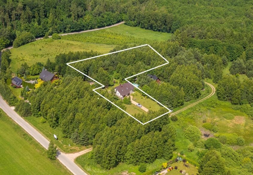 Przepiękny dom z dużą działką 3185m2
