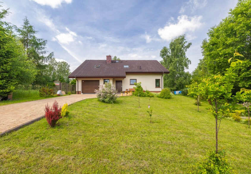 Przepiękny dom z dużą działką 3185m2